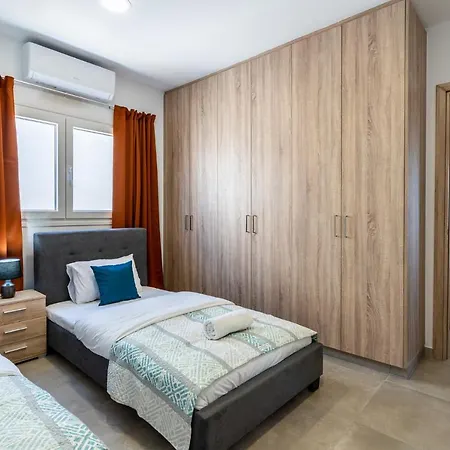 Olive 2-bedroom In Apartamento Larnaca